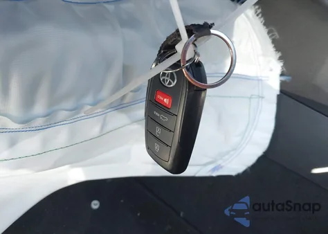 2025 Toyota Corolla Se from USA, damaged, VIN 5YFS4MCE9SP239647